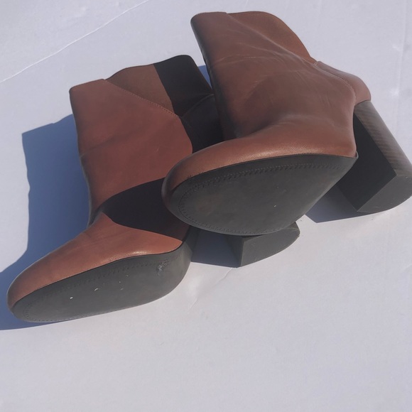 BCBGENERATION Lillyan Booties - Picture 3 of 6